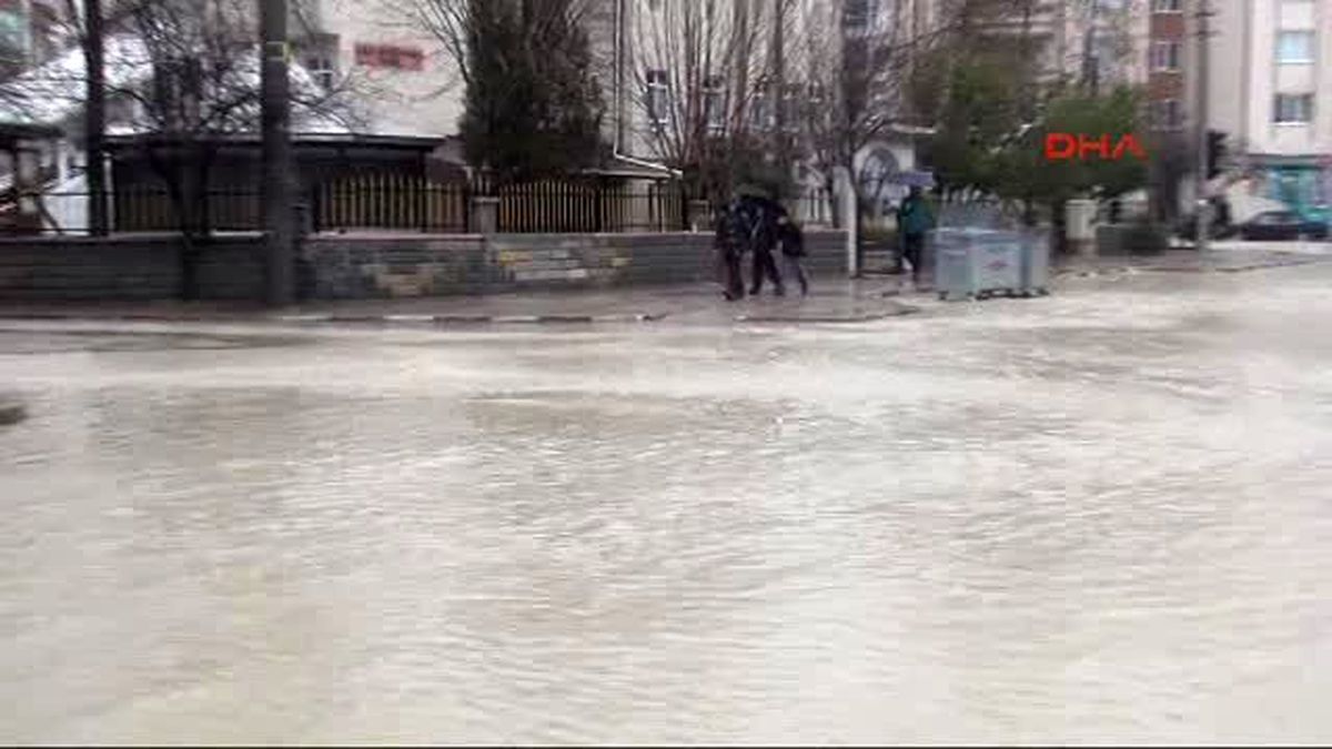 Edirne Sağanak Yağmurla Göle Döndü