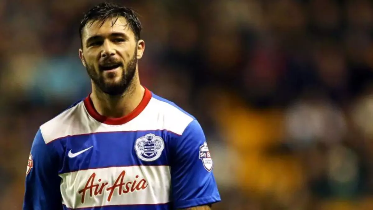 Galatasaray\'ın İstediği Charlie Austin Southampton\'a Gitti