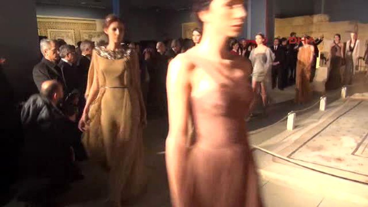 Gaziantep Şimşek ve Çavuşoğlu Defile İzledi