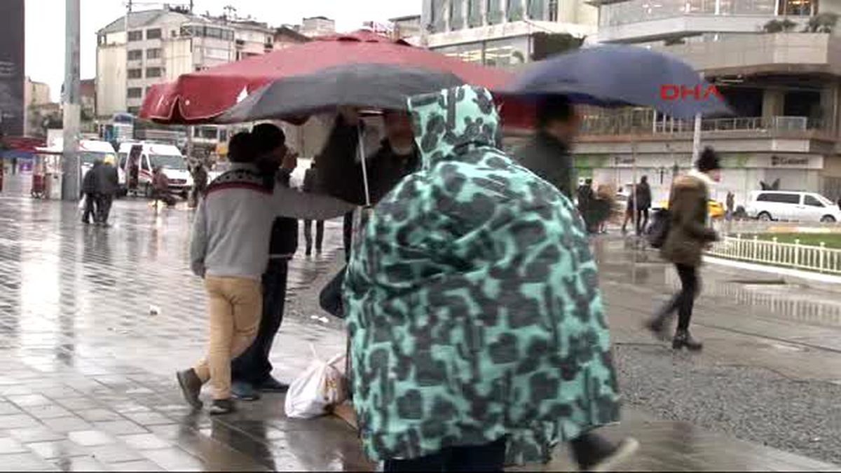 İstanbul\'da Yağmur Etkili Oluyor