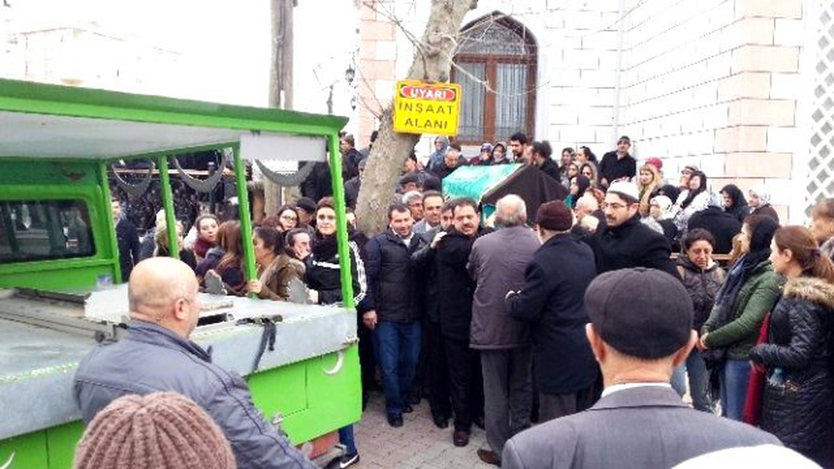 Kırmızı Işıkta Durmayan Sürücü, Genç Kızın Sonu Oldu
