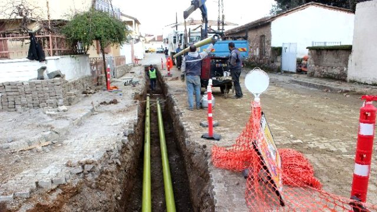 Menderes\'te Doğal Gaz Çalışmaları Tam Gaz