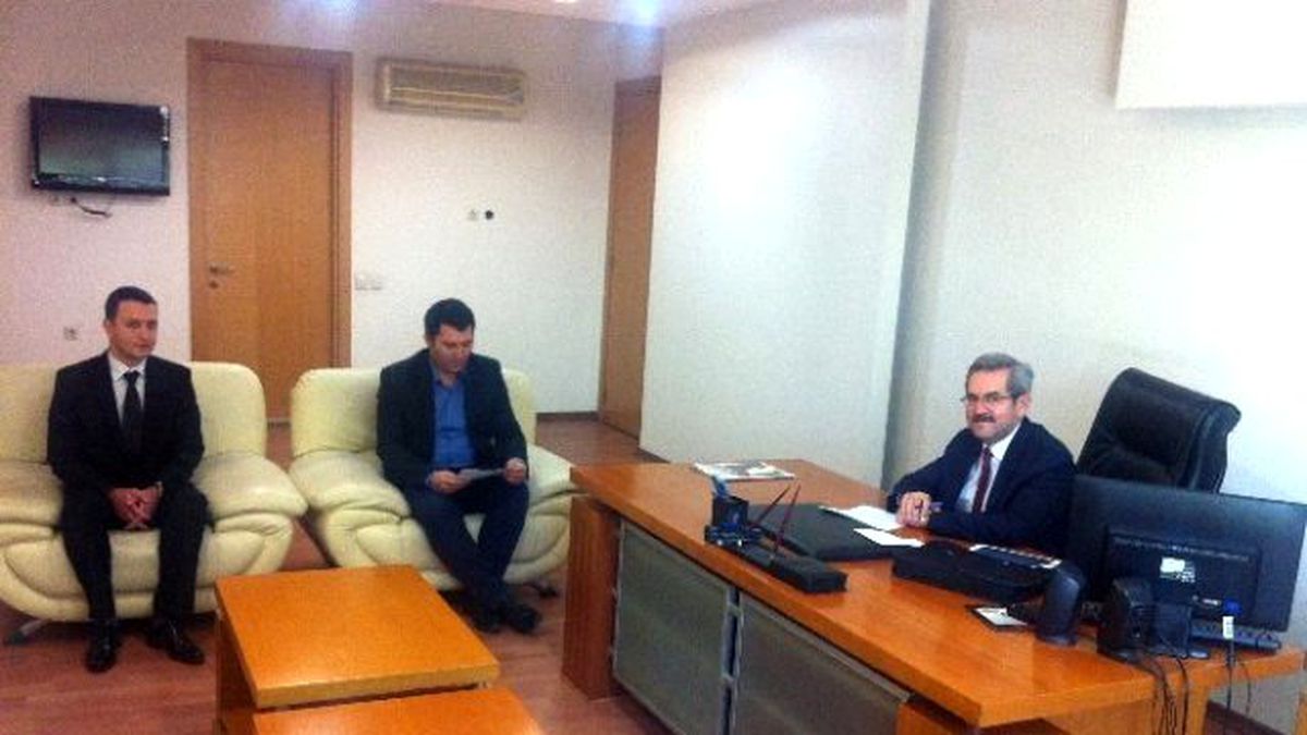 Nöbetçi Vekil" Ünüvar, Sorun Dinledi