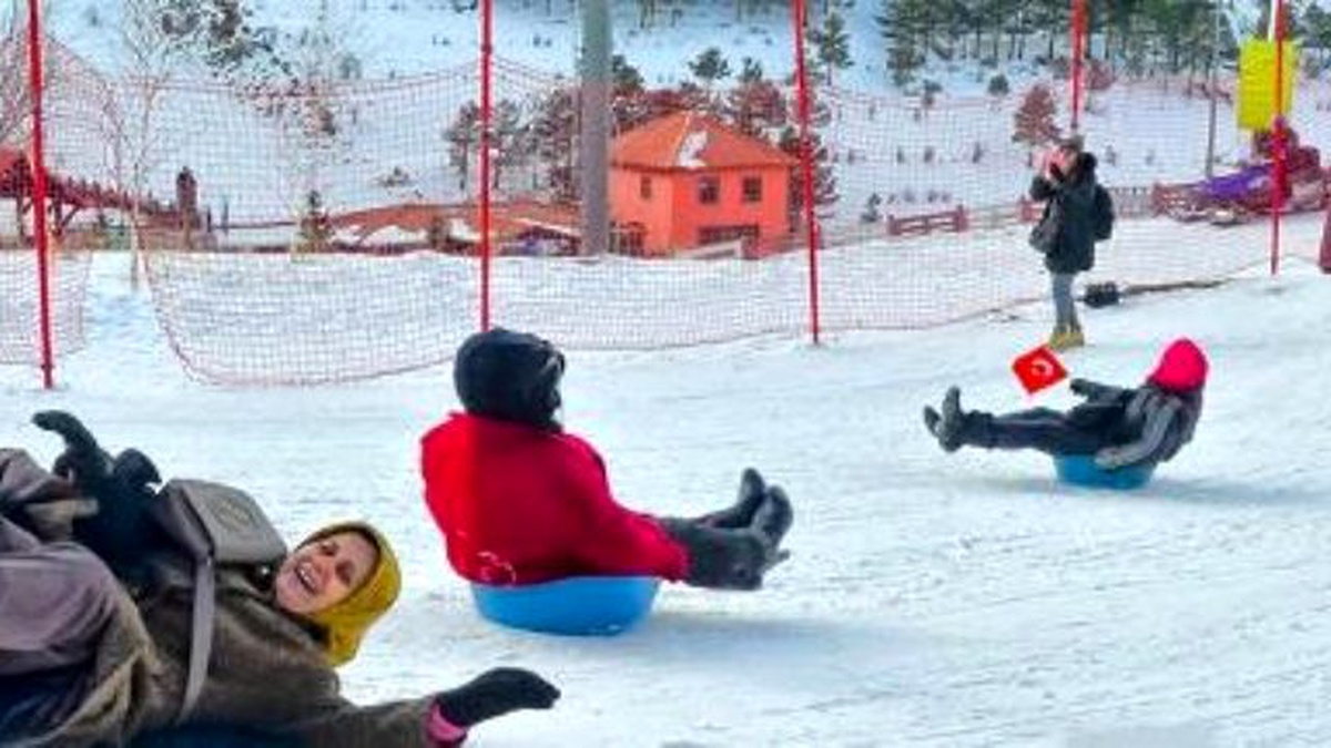 Palandöken\'de Kadınların \'Leğenboard Yarışması\'