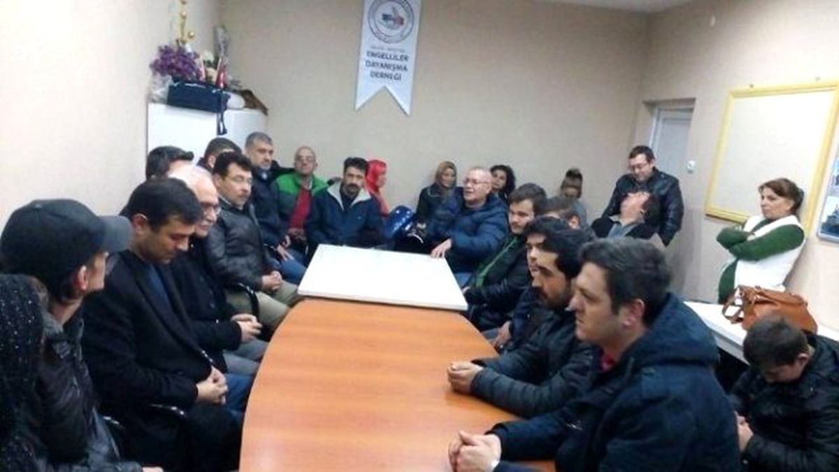 Pazaryerililer Derneği\'nden Engelliler Derneği\'ne Ziyaret