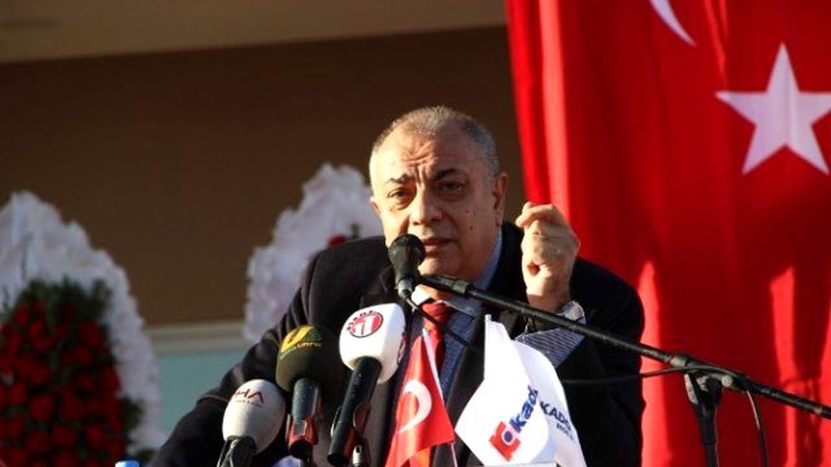 Türkeş, Dünyanın, Suriyeli Mülteci Politikasını Eleştirdi