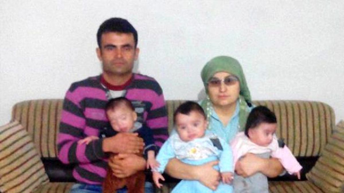 Üçüzlere Sevinemediler