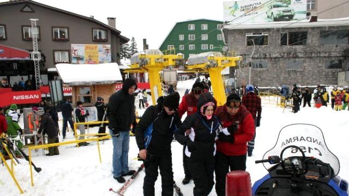 Uludağ\'da Kayak Kazası: 1 Yaralı