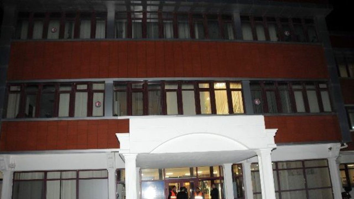 Üniversite Kütüphanesinde Bomba Alarmı