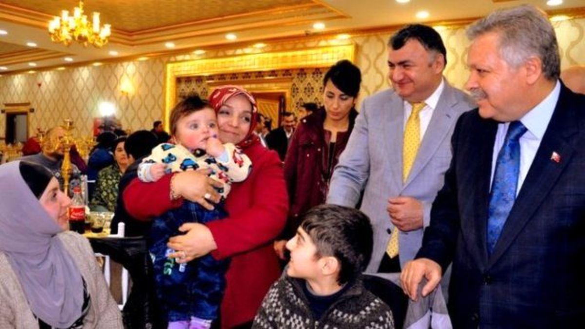 Ahıska Ailelerden Vali Kahraman\'a Alkış Tufanı