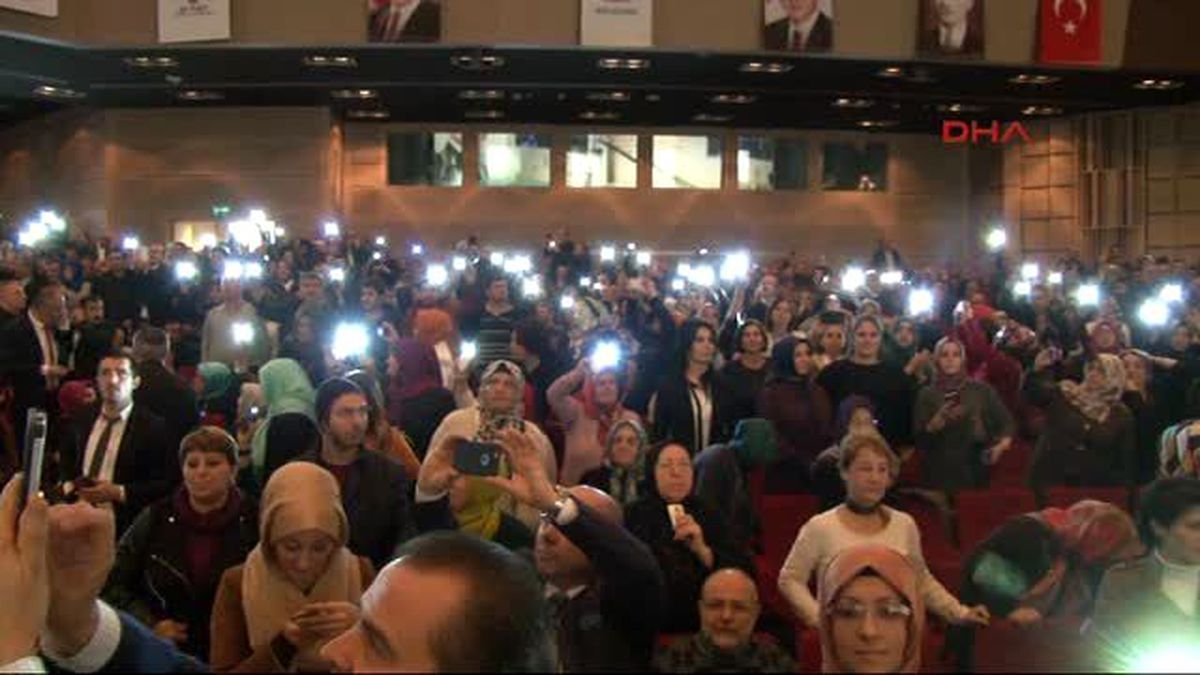 Başbakan Davutoğlu: Cumhurbaşkanımıza Yaptığı Küstahlığı Kendisine Aynen İade Ediyoruz