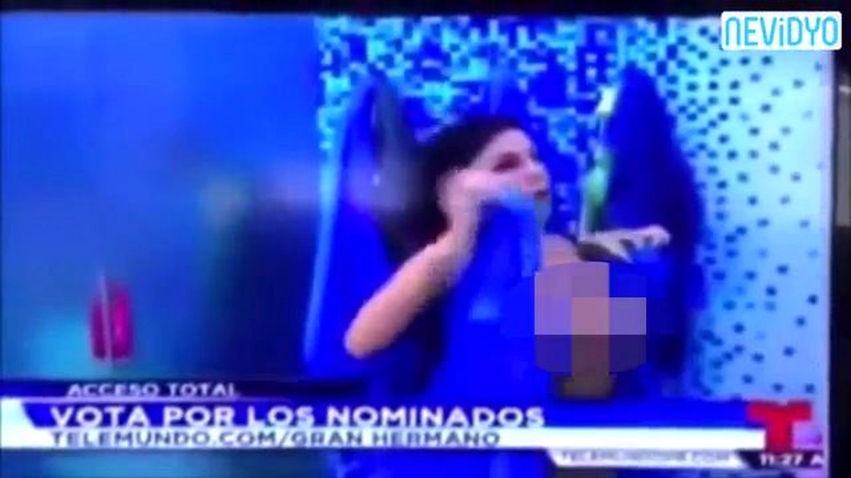 Big Brother Yıldızı Göğüslerini Açınca... (+18)
