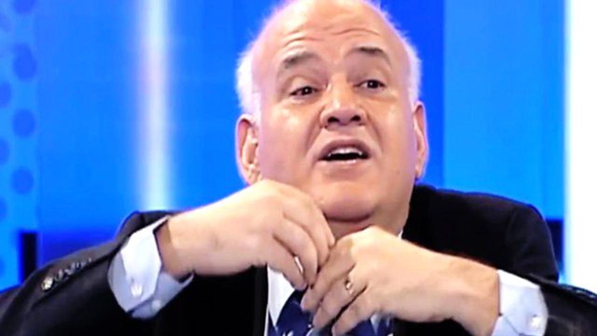 Ahmet Çakar: Sistem G.Saray\'ı Tutuyor, 3 Golün 2\'si Hakem Yanlışından Geldi