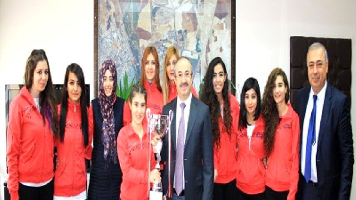 Dicle Kadın Takımı 1. Lige Çıktı