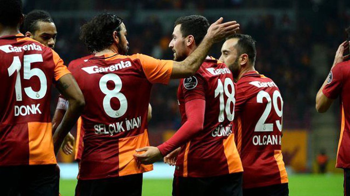 G.saray \'Gümüş\' Gibi Parladı!