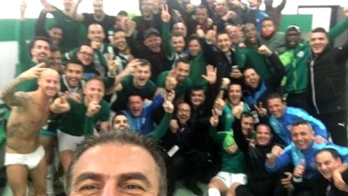 Hamza Hamzaoğlu\'ndan Tarihi Selfie