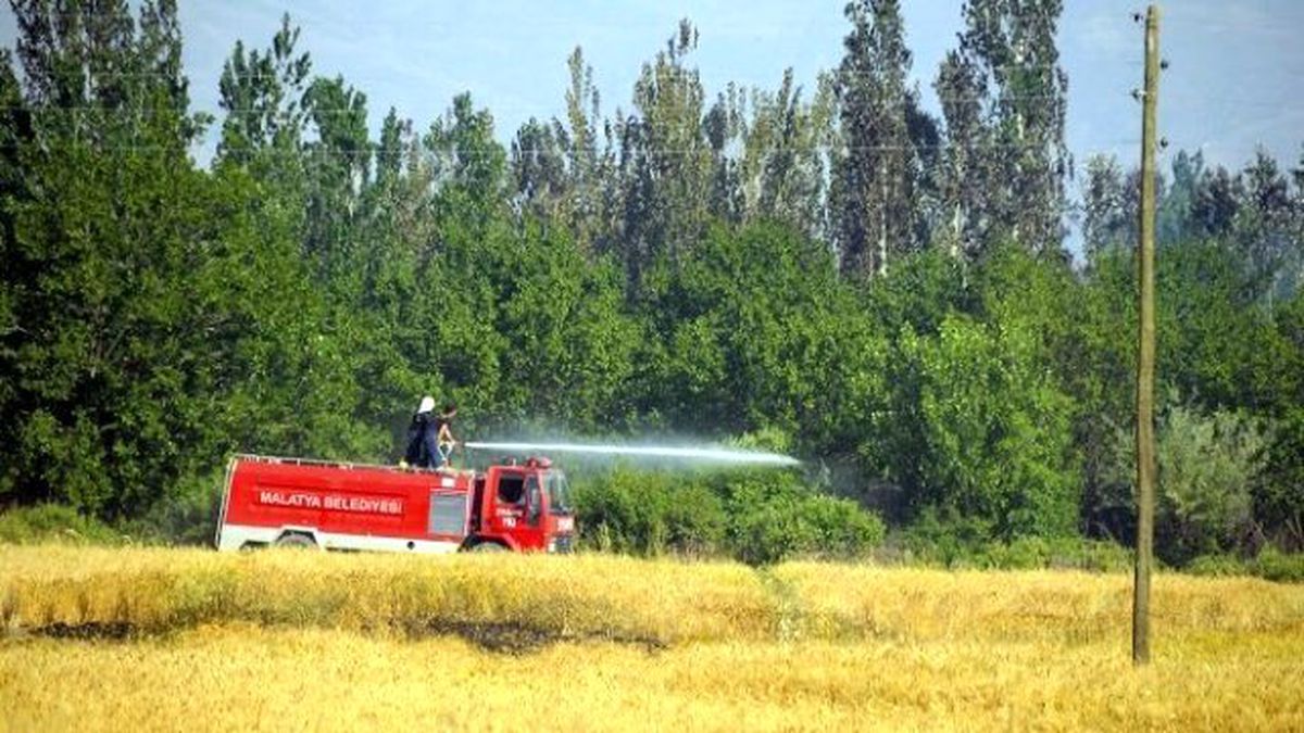 İtfaiye Ekipleri Bir Yılda 3 Bin 493 Olaya Müdahale Etti