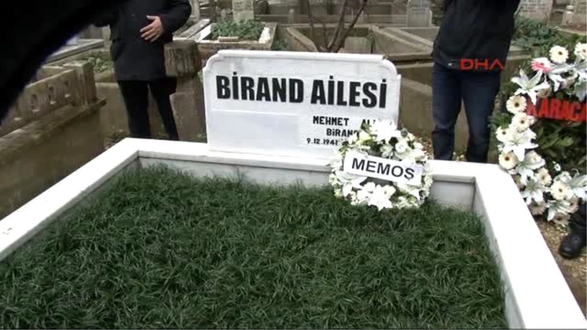 Mehmet Ali Birand Mezarı Başında Anıldı...