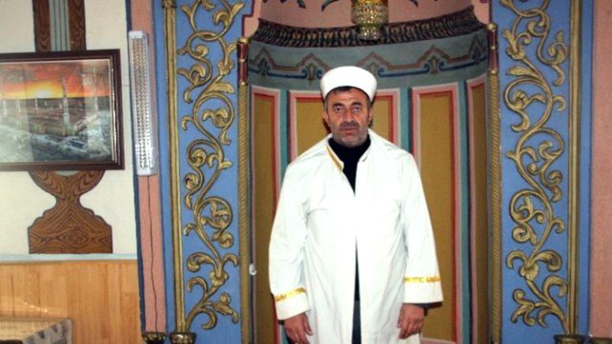 Bu Köyde İmamlık Babadan Oğula Geçiyor