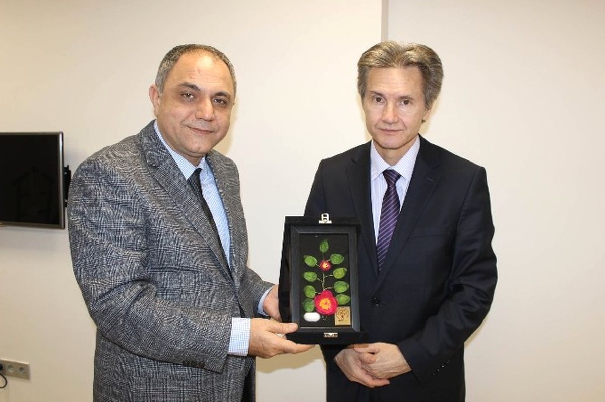 Romanya Büyükelçisi Onofeei, Expo 2016\'yı Ziyaret Etti