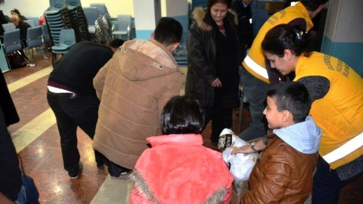Umut Yolcularına Yardımlar Sürüyor