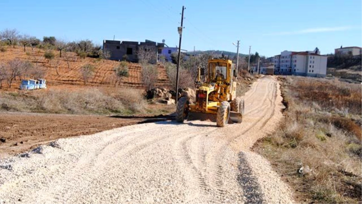 Yaslıca\'nın Yol Sorunu Tarih Oluyor