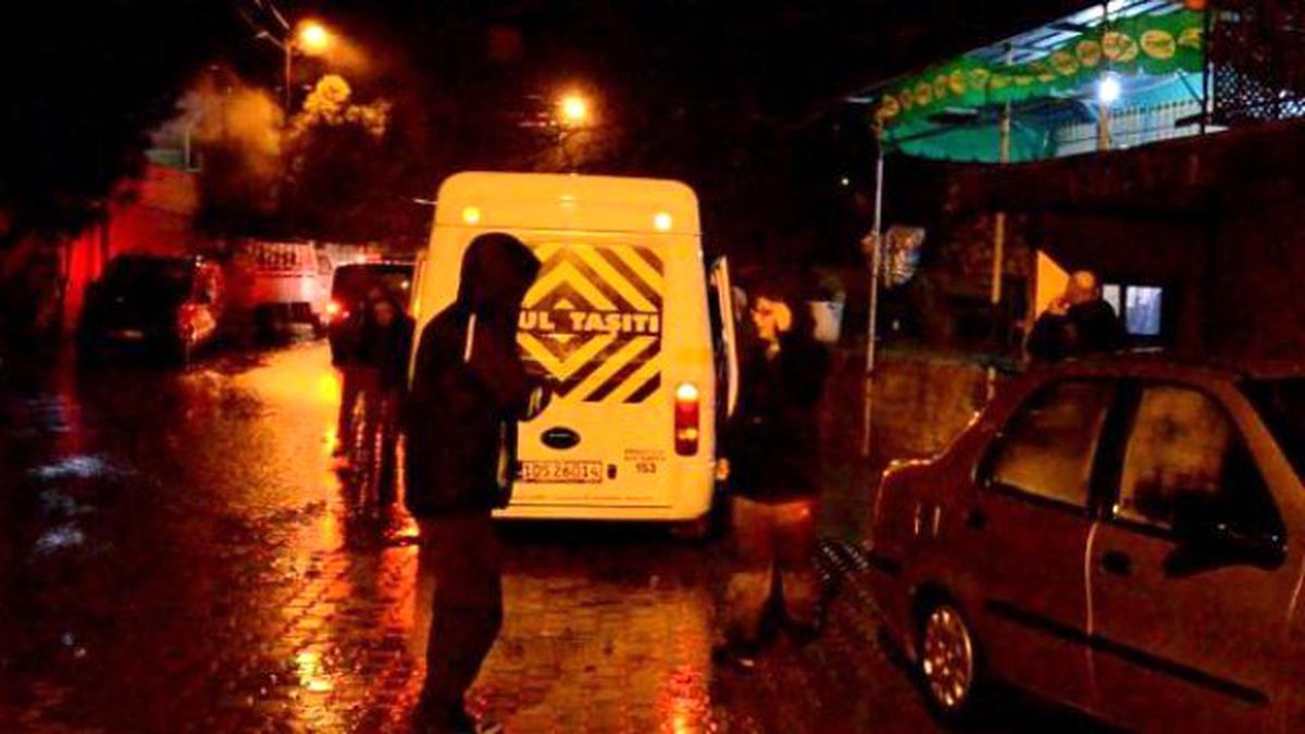 Yürüyüşe Çıkıp, Mahsur Kalan 23 Kişi Kurtarıldı
