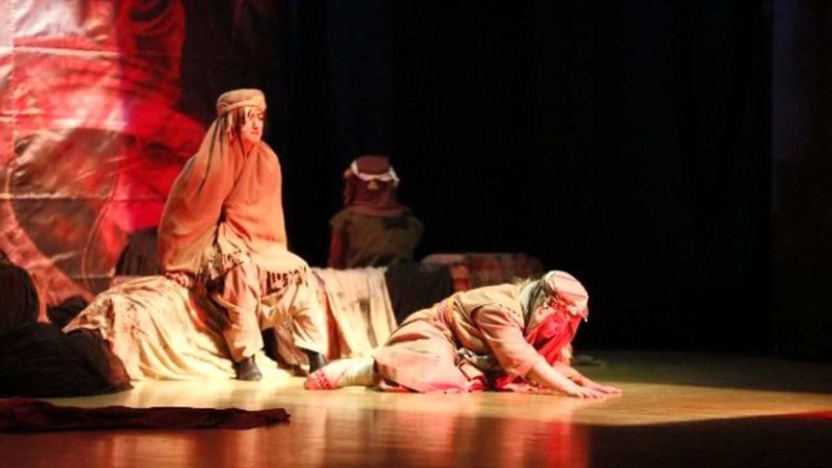 Abide-i Aşk Ayakta Alkışlandı