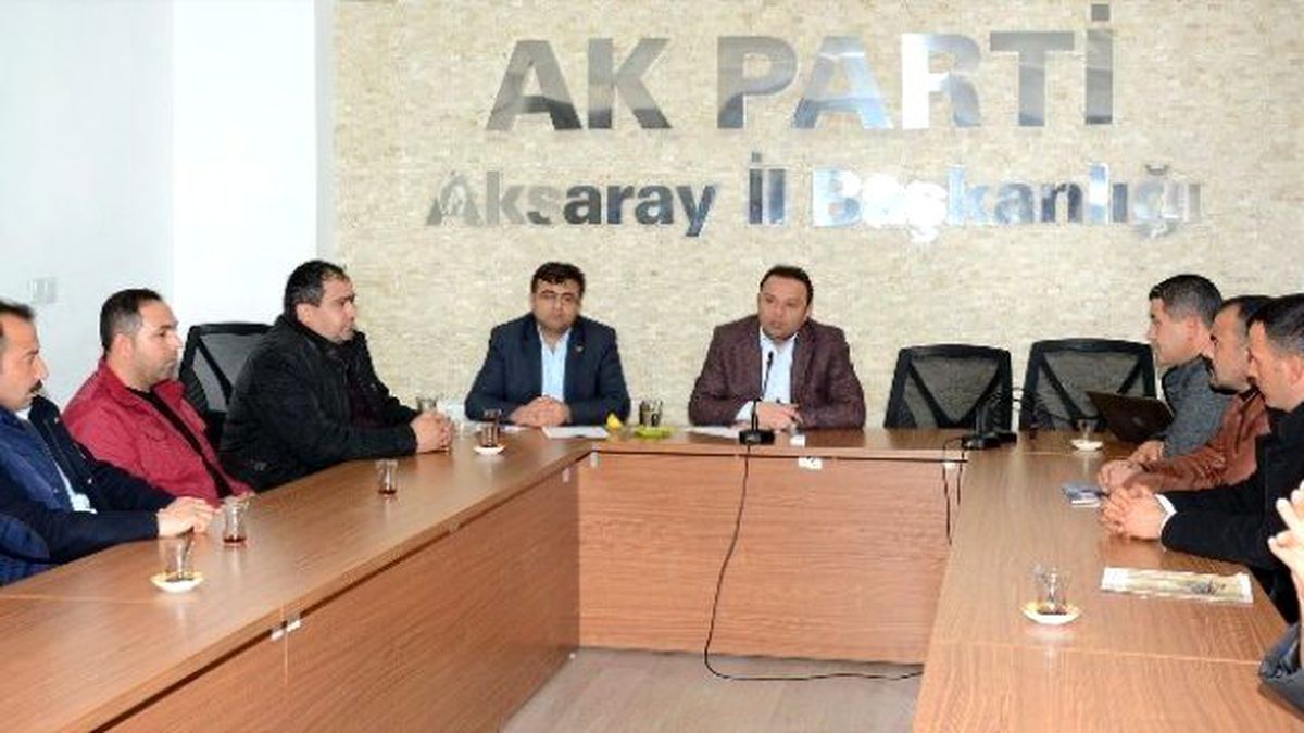 Aksaray\'da AK Parti\'den Muhtarlarla İstişare Toplantısı
