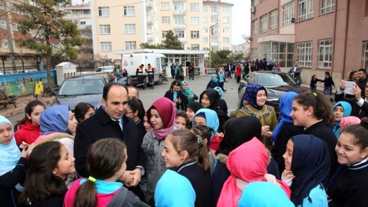 Başkan Altay, Öğrencilerle Buluşmaya Devam Ediyor