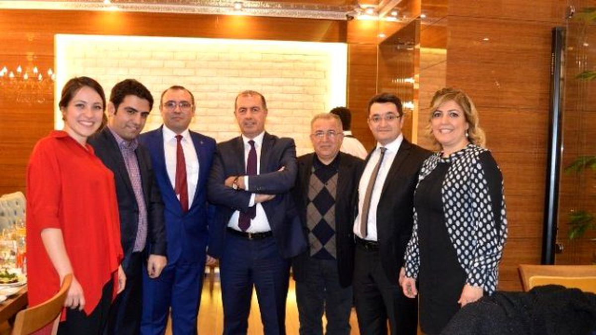 Basketbolda Başarılı Olan Öğrencilere Teşekkür Yemeği