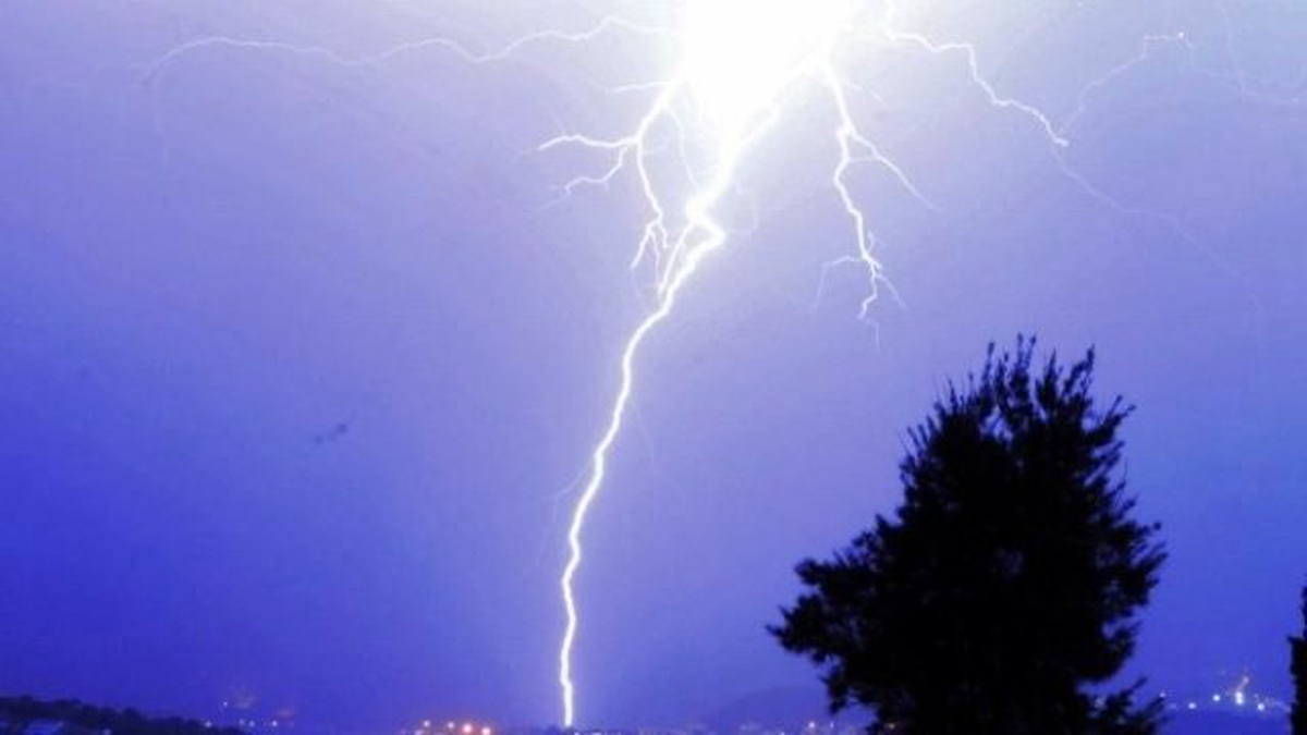 Bodrum\'da Fırtına Sonrası Yağmur Etkili Oldu