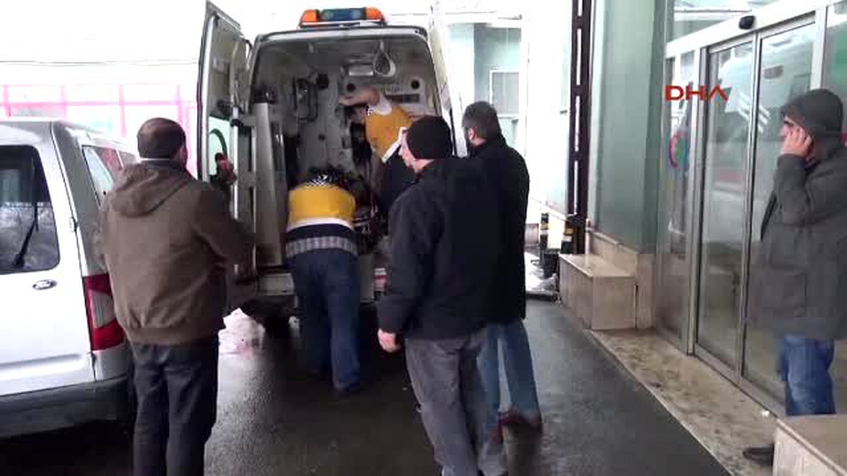 Bursa Kuyumcuya Terlikle Geldi, Soyamayınca Bıçakladı
