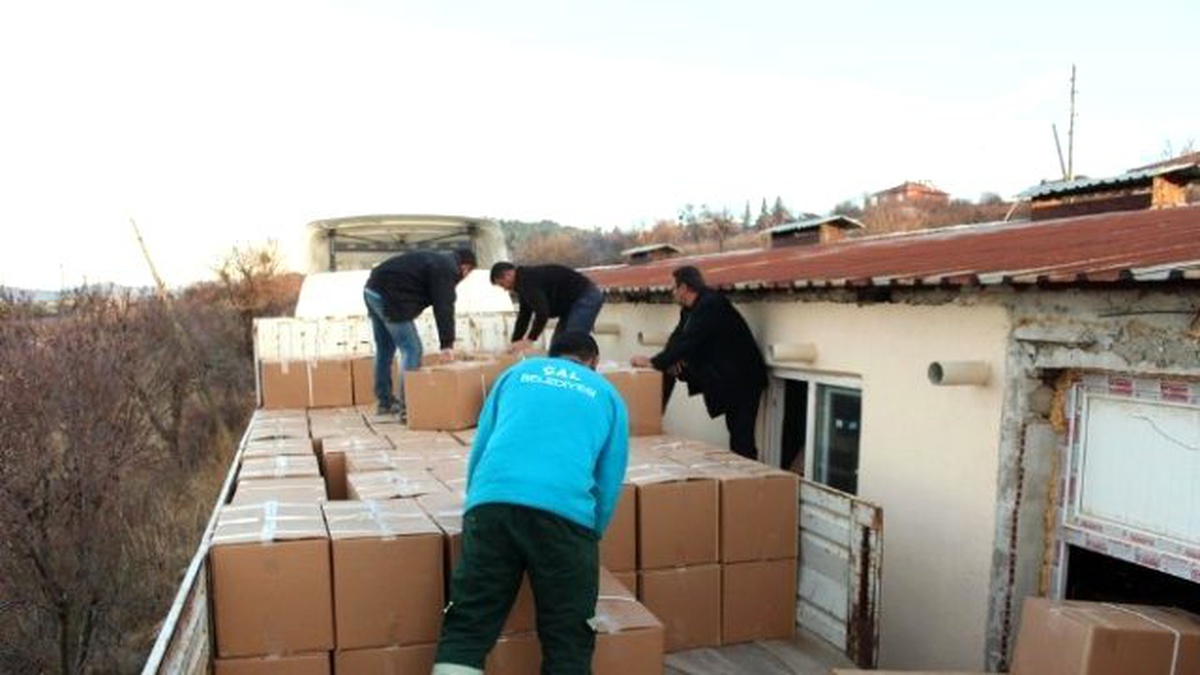 Çal İlçesinden Bayırbucak Türkmenlerine Yardım