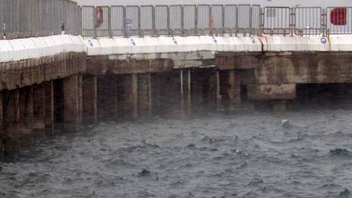 Çanakkale\'de Adalara Ulaşıma Rüzgar ve Kar Engeli