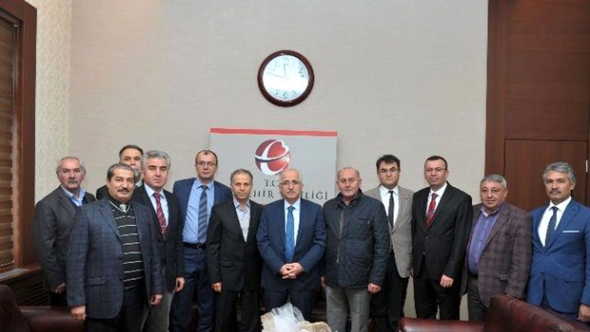 Çiftelerliler\'den Vali Tuna\'ya Ziyaret