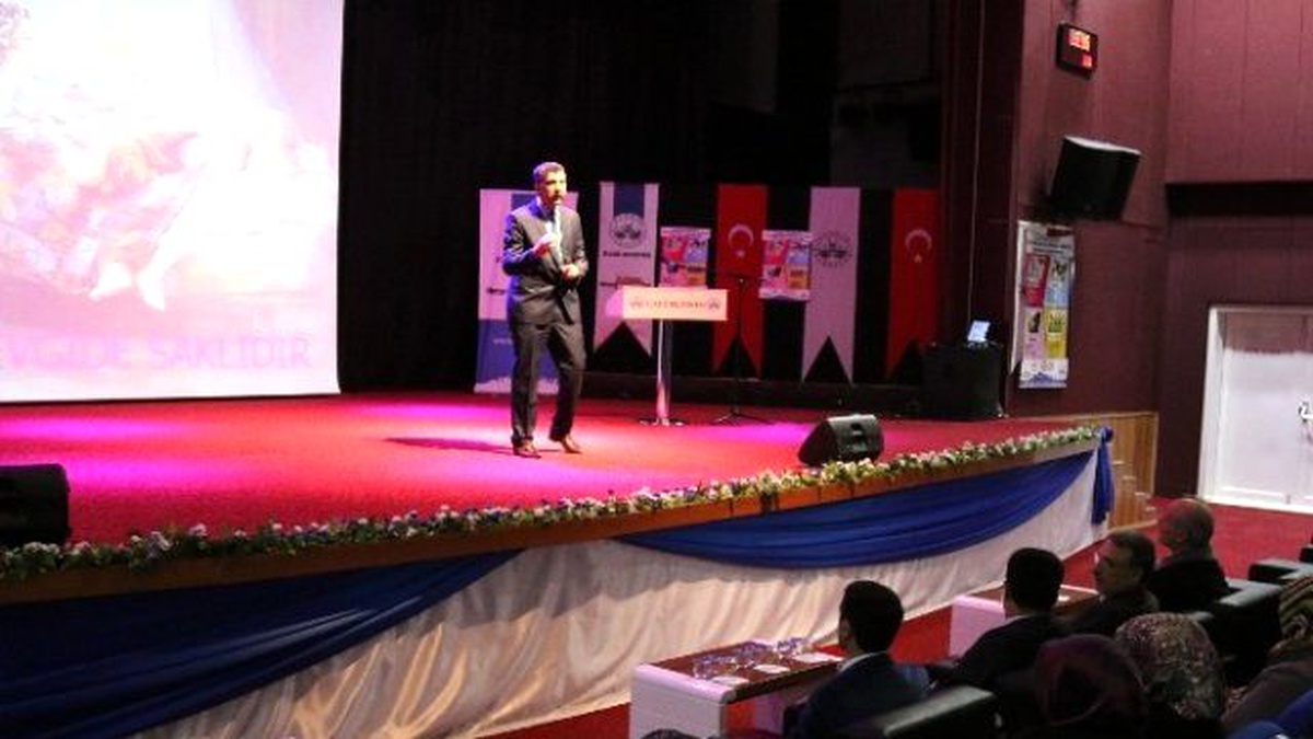 Elazığ\'da Annelere Aile İçi İletişim Semineri Verildi