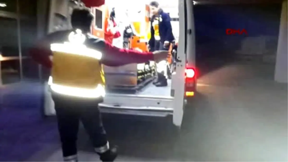 Karaman - Otomobil ile Motosiklet Çarpıştı: 2 Yaralı