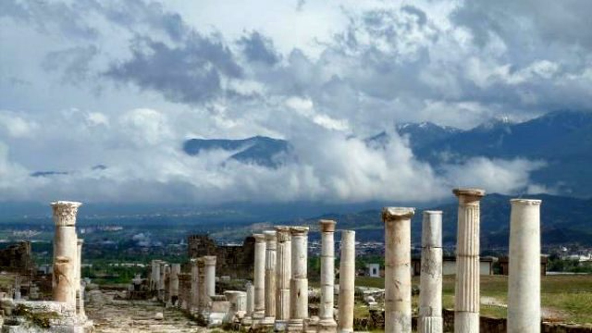Laodikya Kazılarına Hava Muhalefeti Arası