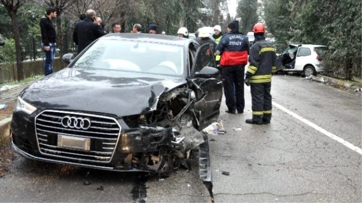 Oktay Vural\'ın Aracı Kocaeli\'de Kaza Yaptı: 1 Yaralı