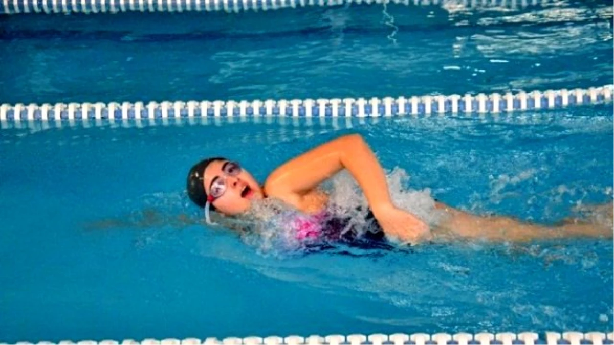Okullararası Gençler Yüzme Yarışmaları