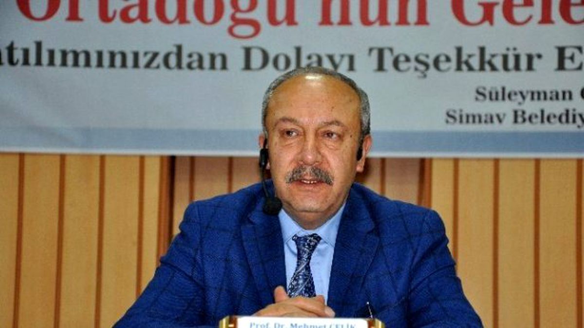 Simav\'da \'Yeni Türkiye ve Ortadoğu\'nun Geleceği\' Konulu Konferans