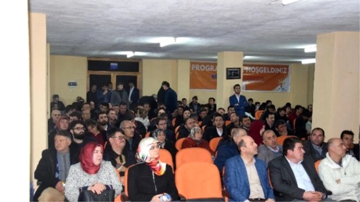 Şuhut AK Parti Gençlik Kollarından "Yeni Türkiye ve Ortadoğu" Konulu Konferans