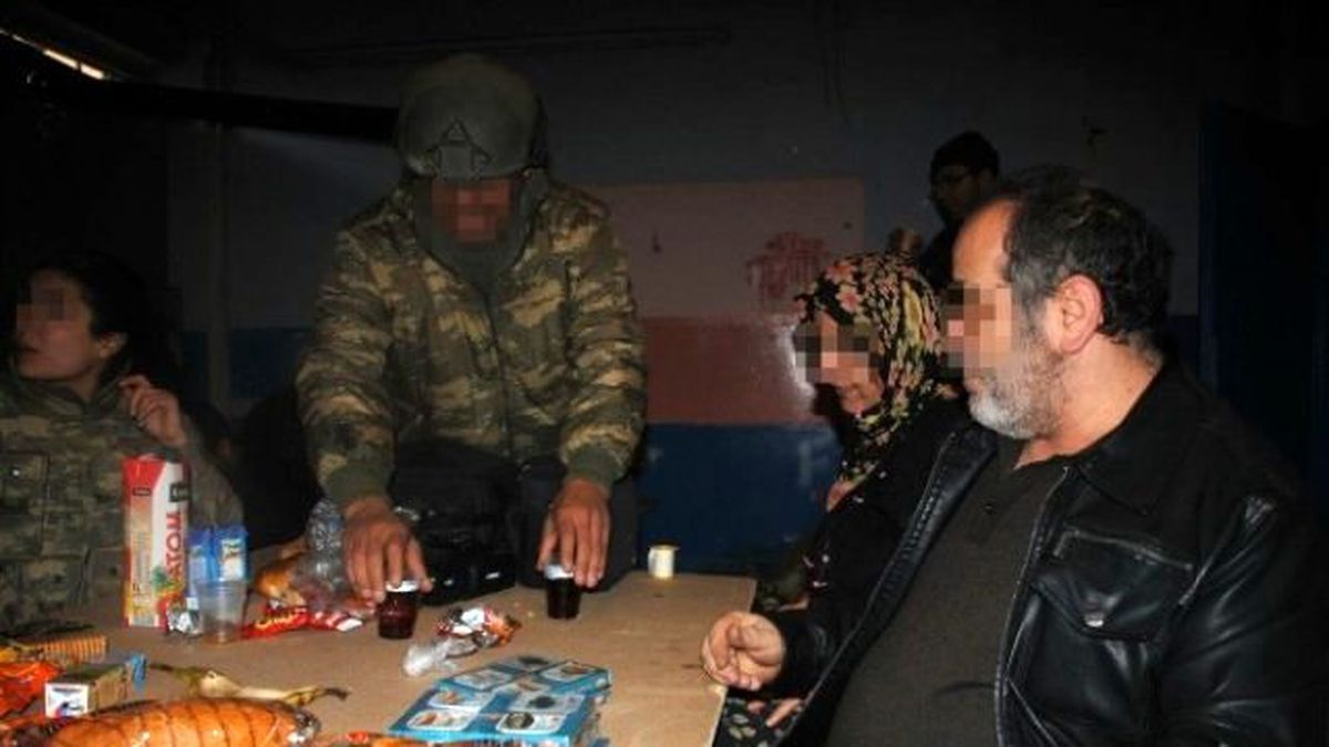 Sur\'da Mahsur Kalan 3\'ü Çocuk 5 Kişilik Aile Kurtarıldı