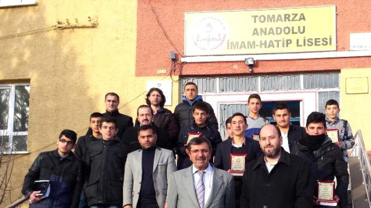 Tomarzalı Güreşçi Öğrenciler Kayseri\'ye Temsil Edecek