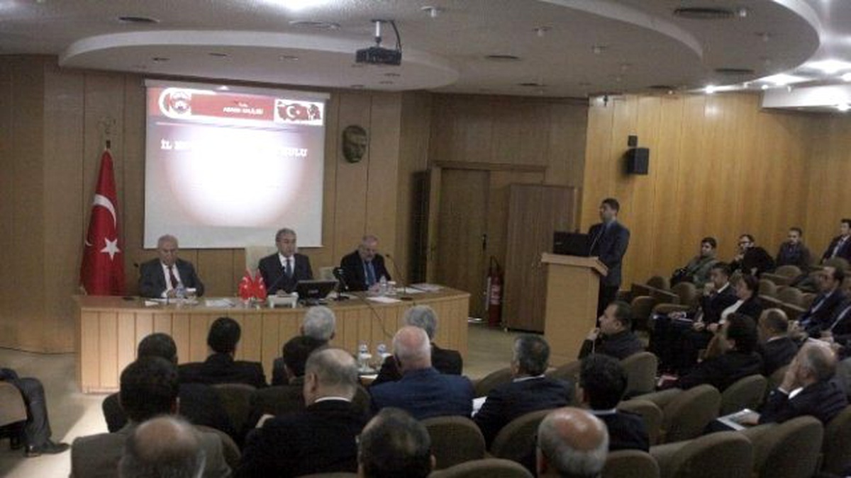 Adana\'da 606 Kamu Projesinin 247\'si Tamamlandı