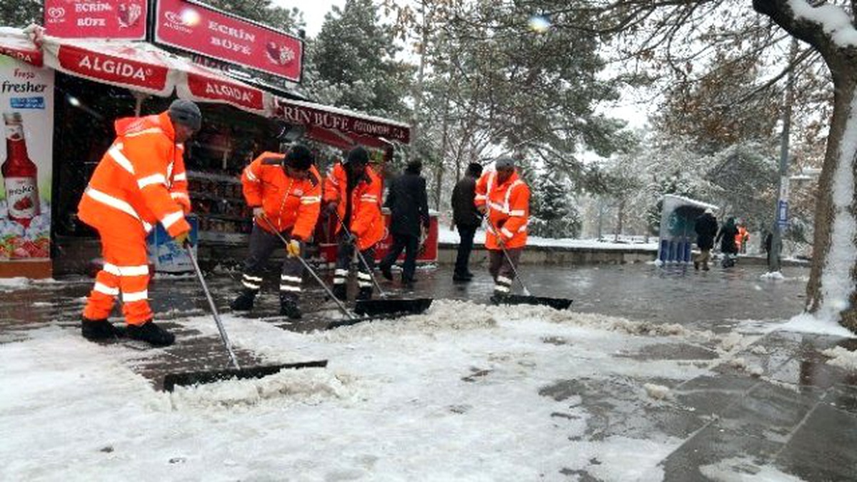 Aksaray Belediyesi Kar Yağışı İçin Teyakkuzda