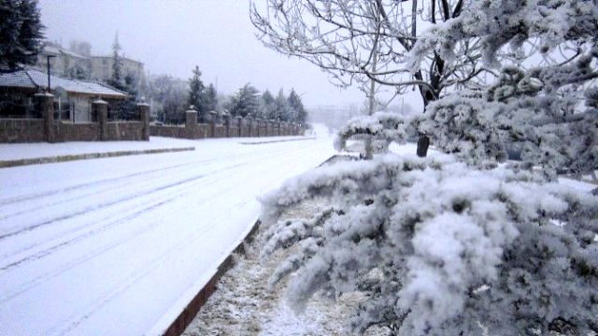 Aksaray Beyaza Büründü