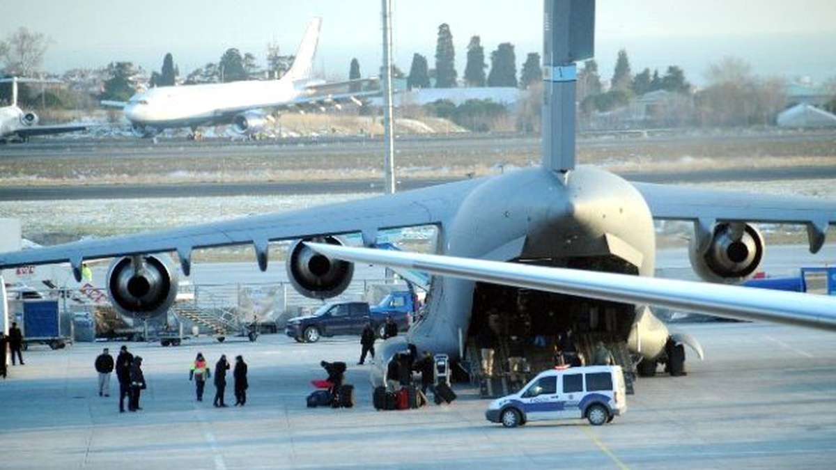 Atatürk Havalimanı\'nda Biden Hareketliliği