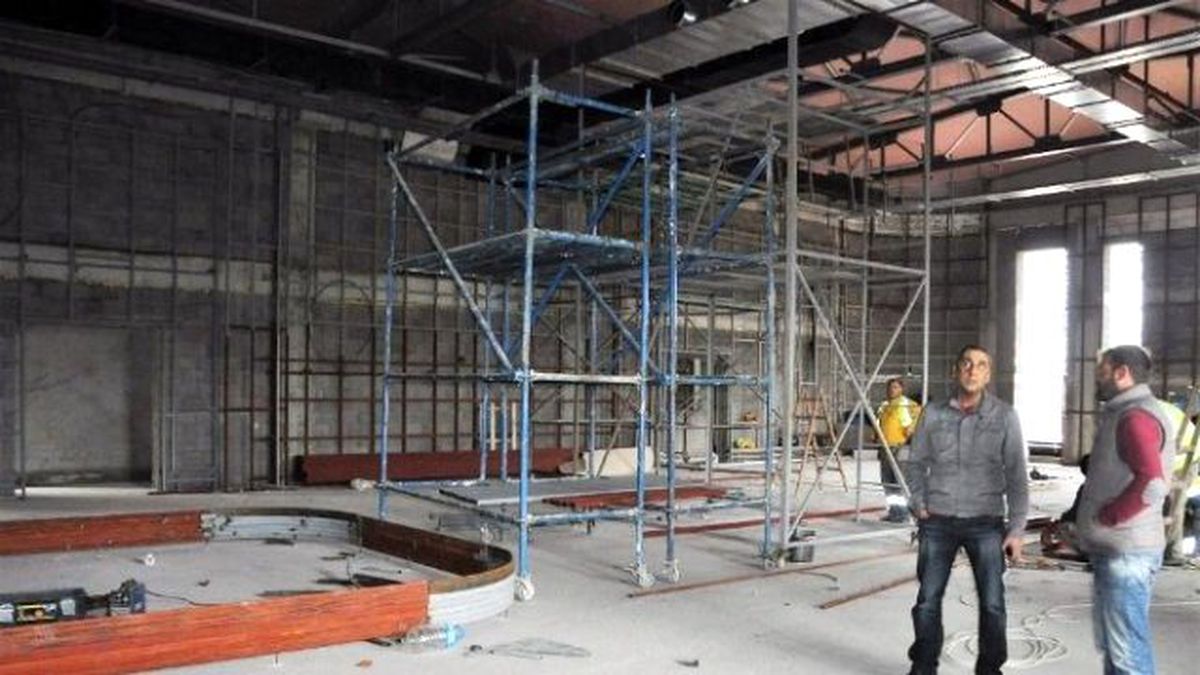 Ayvalık Belediyesi Hizmete Devam Ediyor